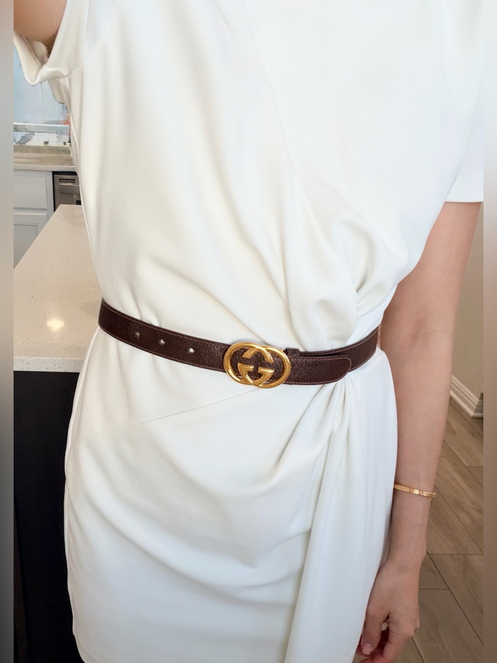 Auth Vintage Gucci GG Skinny Brown Leather Belt Gold Buckle 70/28